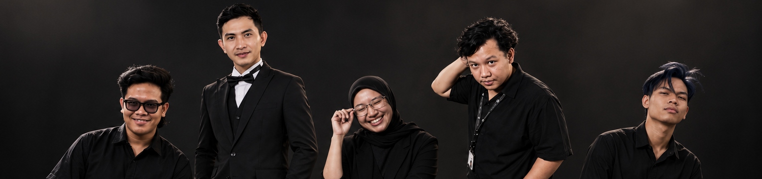 Lima anggota tim Sipeha Creative